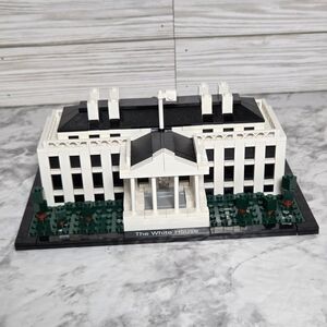 LEGO Architecture 21006 The White House Complete Pre-Owned